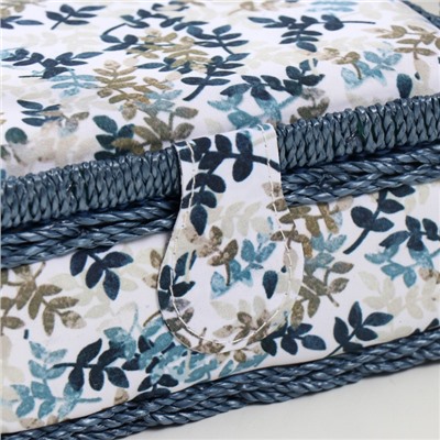 Шкатулка для рукоделия и шитья «Лиственные веточки», хранение ниток, иголок, мелочи, 18×12×9.5 см