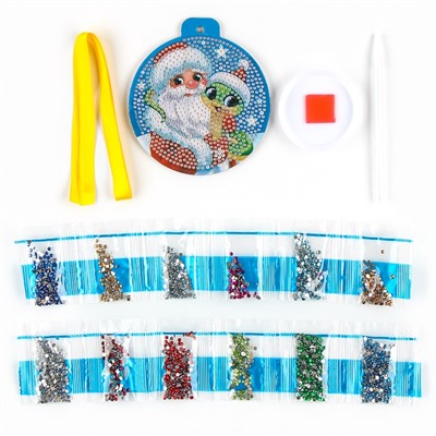 УЦЕНКА Алмазная мозаика на круглой подвеске 10*10 "Дед Мороз и Змейка"