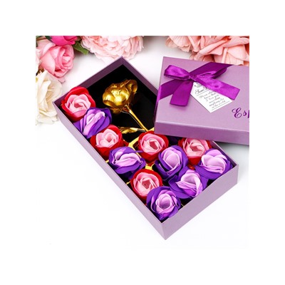 Мыльные розочки цветных оттенков и золотая роза, набор