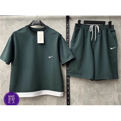 Спортивный костюм #22972650