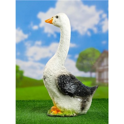 Садовая фигура из гипса «Гусь садовый» средний, 49 см