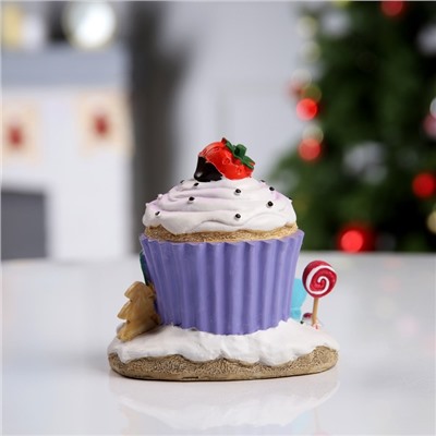 Светодиодная фигура «Дом из сладостей» 13×12×9 см, полистоун, от батареек LR44×3, свечение тёплое белое