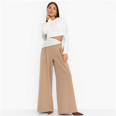 Брюки с защипами, Договор подписан