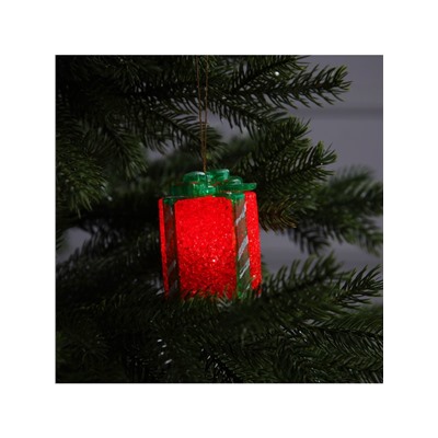 Елочная игрушка светодиодная «Подарок красный» 7.5 см, пластик, батарейки AG13×3 (в комплекте), свечение белое