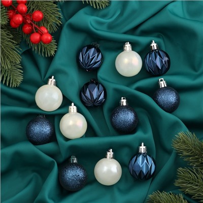 Ёлочные игрушки «Мелодия» грани, шары новогодние, d=4 см, набор 12 шт., белый/синий