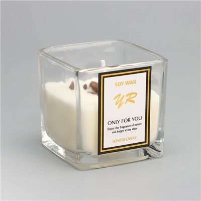 Ароматическая свеча в стакане Soy Wax, шампань