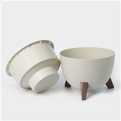 Кашпо для цветов на ножках «Флориан», 5.5 л (4.2 л), d=25 см, h=18.5 см, со вставкой, белый ротанг