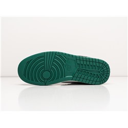 Кроссовки Nike Air Jordan 1 Mid