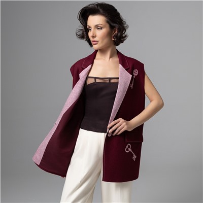 Жилет с акцентной вышивкой, Карьерный взлет (эксклюзив)