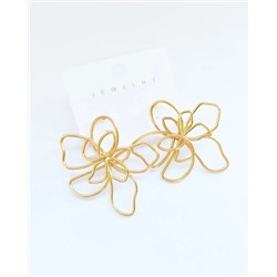 Стильные серьги