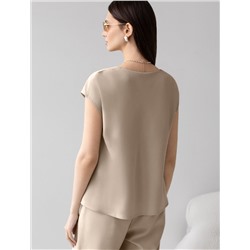 Блузка с U вырезом скроенная по косой из плотного лиоцелла