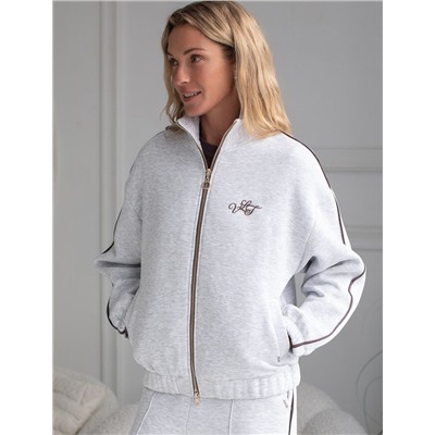 Бомбер среднего объема из эластичного футера трехнитики c начесом