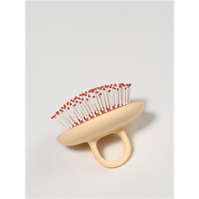 Расчёска массажная, компактная, 8×6.5 см, бежевая