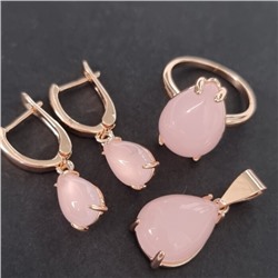 Комплект ювелирная бижутерия коллекция  "Дубай" серьги, кулон и кольцо 17 р, покрытие: позолота, вставка: пластик, цвет: розовый, арт.215.415-17