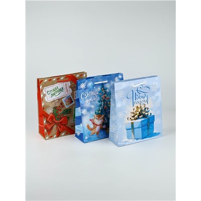 УЦЕНКА Пакет подарочный ламинированный новогодний «Новый год», ML 21×25×8 см, МИКС