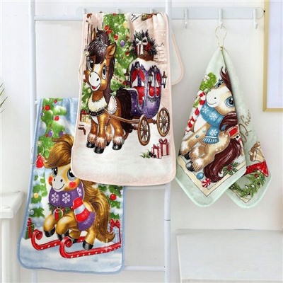 Полотенце из микрофибры с карабином "Новогодние лошадки" 35*75 см.