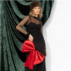 Лонгслив из сетки, Безмолвный флирт