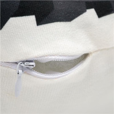 Подушка декоративная Этель «Трактор», 50×40 см, велюр, 100% полиэстер