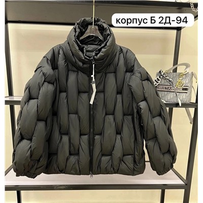 курточка с 3D дизайном