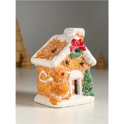 Фигурка светящаяся «Пряничка у домика», керамика, 8.5×6×11.5 см, МИКС