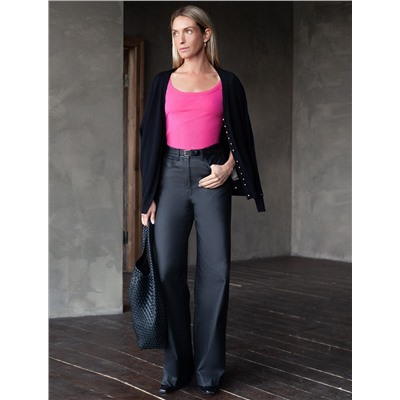 Футболка из трикотажа в широкий рубчик