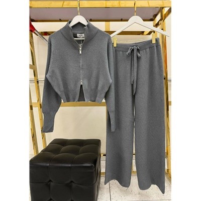 Спортивный костюм #23058523