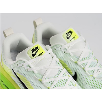 Кроссовки Nike Vomero 18