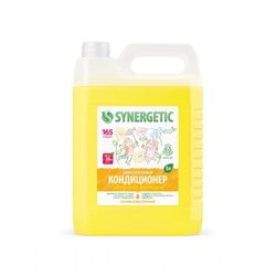Кондиционер-ополаскиватель для белья Synergetic «Цветочная фантазия», гипоаллергенный, 5 л