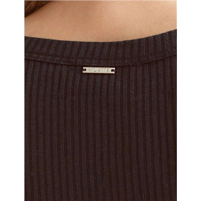 Футболка из трикотажа в широкий рубчик