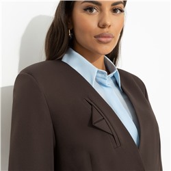 Жакет с креативным элементом, Власть в деталях