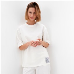 Футболка женская оверсайз с нашивкой MINAKU: One Most Brand, цвет экрю, размер 42