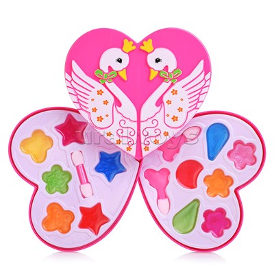 Косметика детская "Сердце" в коробке