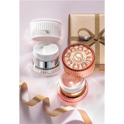 Многофункциональный крем для лица с эффектом сияния Wedding Weekend