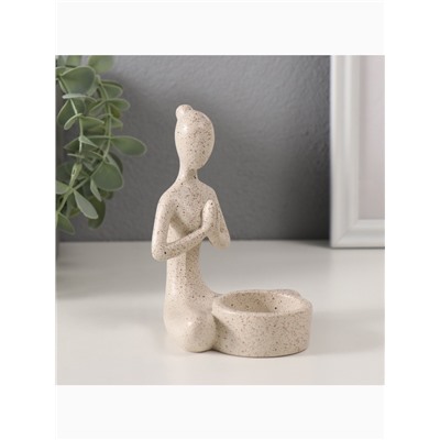 Подсвечник на 1 свечу «Девушка. Приветствие», полистоун, белый в крапинку, 8.5×8.8×11.7 см