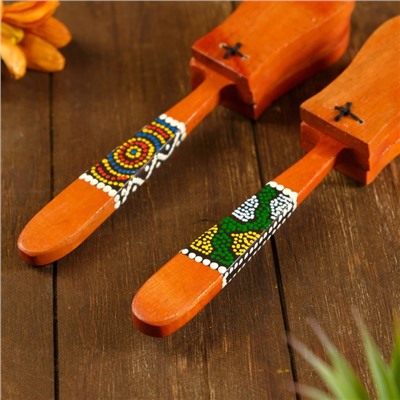 Сувенирный музыкальный инструмент «Кастаньет с узором», 4×5×23 см, дерево