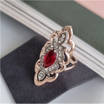 Кольцо уценка коллекция "Дубай", покрытие: позолота, вставка: фианиты и красный камень, 3,5, р-р 19,5, арт. 217.057-19,5