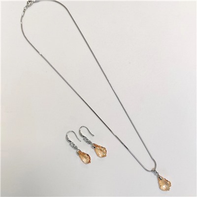 Комплект с кристаллами Swarovski