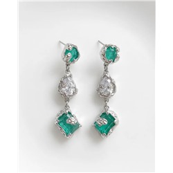 Стильные серьги