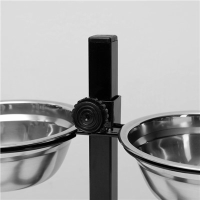 Подставка с мисками, 2×500 мл, высота 30 см, разборная, чёрная
