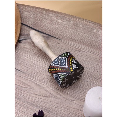 Сувенирный музыкальный инструмент «Маракас», 7×7×18 см, акация