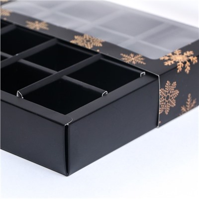 Коробка под 16 конфет «Новогодняя», 17.5×17.5×3.5 см