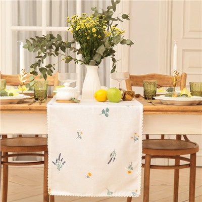 Дорожка на стол Этель «Полевые цветочки» 40×146 см, рогожка 176 г/м², 100% хлопок, белая