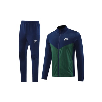 Спортивный костюм Nike