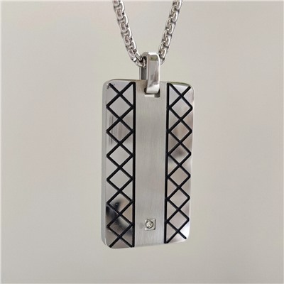 Кулон из стали на цепочке