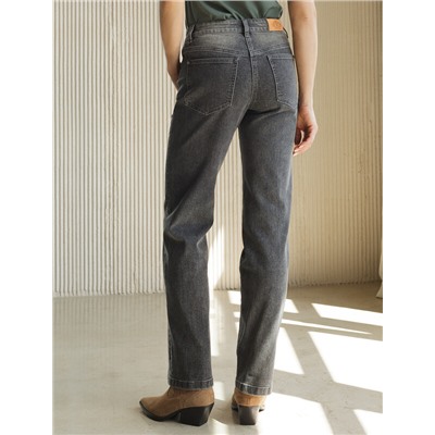 Джинсы прямые Regular fit с декоративной стиркой из эластичного денима