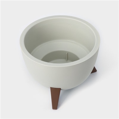 Кашпо для цветов на ножках «Флориан», 5.5 л (4.2 л), d=25 см, h=18.5 см, со вставкой, белый ротанг