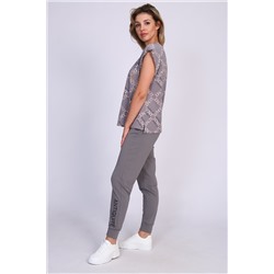 Женский костюм с брюками и футболкой 347