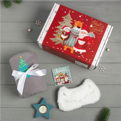 Новогодний подарок "Happy new year" (подарочный набор: плед, маска для сна, подсвечник, свеча)