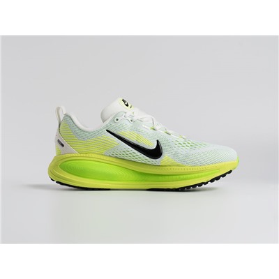 Кроссовки Nike Vomero 18