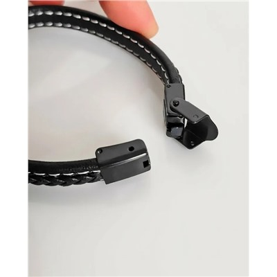 Браслет из стали на кожаном ремешке